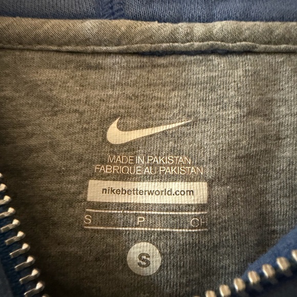 Vintage Nike Light Blue Zip Up Hoodie  with Logo - Picture 5 of 8
